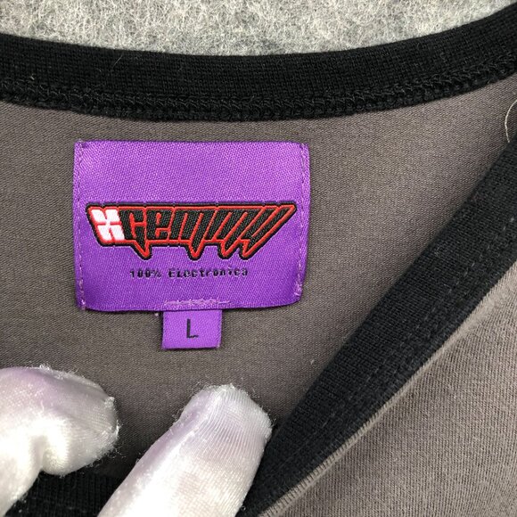 VTG 100% Electronic T Shirt Womens L Gray Short Sleeve Crewneck Cropped - Picture 5 of 9